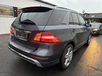 Gebraucht Mercedes ML350 258 PS (189 kW) 2012 Grau SUV