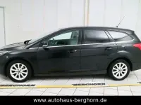 Gebraucht Ford Focus Titanium 125 PS (91 kW) 2017 Iridium schwarz (metallic) Kombi