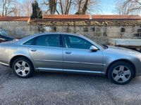 gebraucht Audi A8 V8 3,7l Quattro,Autogas, Motor läuft auf 7 Zylinder.