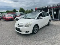 Gebraucht Toyota Verso Executive 147 PS (108 kW) 2010 Weiß Van / Kleinbus