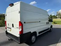 Gebraucht Peugeot Boxer 165 PS (121 kW) 2021 Weiß Van