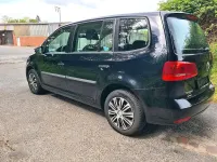 Gebraucht VW Touran 105 PS (77 kW) 2011 Schwarz Van / Kleinbus