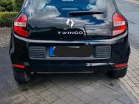 Second-hand Renault Twingo 70 CP (51 kW) 2016 Negru Hatchback