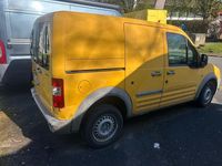 Gebraucht Ford Tourneo Connect 90 PS (66 kW) 2004 Gelb Van / Kleinbus