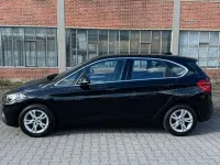Gebraucht BMW 214 Active Tourer Basis 95 PS (69 kW) 2015 Schwarz Van / Kleinbus
