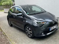 Gebraucht Toyota Aygo Team 72 PS (52 kW) 2020 Schwarz Kleinwagen