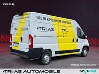 Gebraucht Opel Movano 140 PS (102 kW) 2024 Weiß (cassablanca weiß) Van