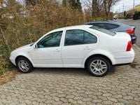 Gebraucht VW Bora 105 PS (77 kW) 1999 Weiß Limousine