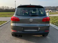 Gebraucht VW Tiguan Trendline 122 PS (89 kW) 2013 Grau SUV