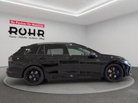 Gebraucht VW Golf VIII R 333 PS (244 kW) 2025 Grenadillschwarz metallic Kombi