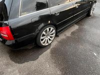 Gebraucht Audi A4 Basis 164 PS (120 kW) 1999 Schwarz Kombi