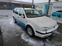 Gebraucht VW Golf IV 101 PS (74 kW) 2003 Weiß Kombi