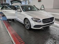 Gebraucht Mercedes E220 Avantgarde 194 PS (142 kW) 2020 Grau Kombi
