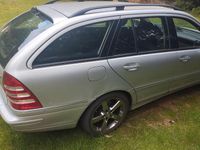 Gebraucht Mercedes 320 224 PS (164 kW) 2005 Silber Limousine