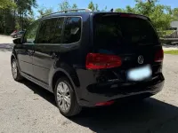 Gebraucht VW Touran Life 140 PS (102 kW) 2014 Schwarz Van / Kleinbus