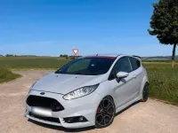 Gebraucht Ford Fiesta ST200 200 PS (147 kW) 2016 Grau Kleinwagen