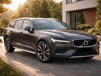 Gebraucht Volvo V60 CC Pro 197 PS (144 kW) 2021 Grün Kombi