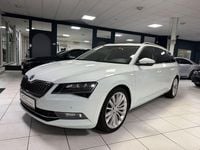 Gebraucht Skoda Superb Style 190 PS (139 kW) 2016 Weiß Kombi