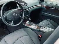 Gebraucht Mercedes E240 177 PS (130 kW) 2004 Grau Kombi