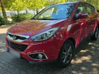 Gebraucht Hyundai ix35 Trend 166 PS (122 kW) 2015 Rot SUV