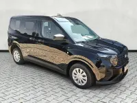 Neu Ford Tourneo Courier Trend 125 PS (91 kW) 2026 Schwarz Van / Kleinbus