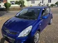 Gebraucht Hyundai i20 Classic 77 PS (56 kW) 2010 Blau Kleinwagen