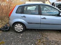 Gebraucht Ford Fiesta 101 PS (74 kW) 2007 Blau Kleinwagen