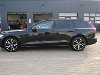 Gebraucht Volvo V60 Plus 197 PS (144 kW) 2025 Schwarz Kombi