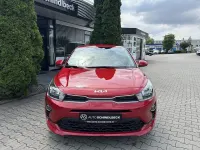 Gebraucht Kia Rio Spirit 101 PS (74 kW) 2023 Rot (metallic) Kleinwagen
