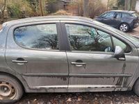 Gebraucht Peugeot 207 90 PS (66 kW) 2009 Grün Kombi