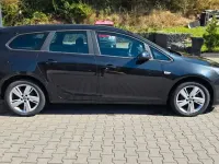 Gebraucht Opel Astra Active 120 PS (88 kW) 2013 Schwarz Limousine