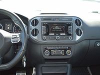 Gebraucht VW Tiguan Sport 140 PS (102 kW) 2012 Weiß metallic SUV