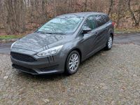 Gebraucht Ford Focus 100 PS (73 kW) 2016 Grau Kombi