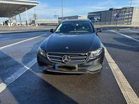 Gebraucht Mercedes E220 AMG 190 PS (139 kW) 2018 Schwarz Kombi