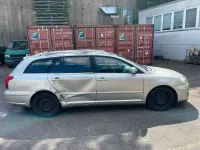 Gebraucht Toyota Avensis 146 PS (107 kW) 2006 Silber Kombi
