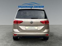 Gebraucht VW Touran Sound 150 PS (110 kW) 2018 Beige Van / Kleinbus