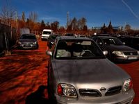 Gebraucht Nissan Micra 44 PS (32 kW) 2001 Silber Kleinwagen