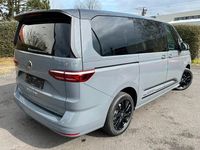 Gebraucht VW Multivan Edition 150 PS (110 kW) 2024 Grau Van