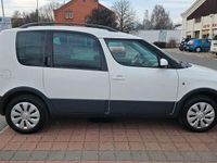 Gebraucht Skoda Roomster 86 PS (63 kW) 2013 Weiß Van / Kleinbus