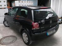 Gebraucht VW Polo 56 PS (41 kW) 2005 Schwarz Kleinwagen