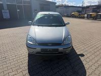 Gebraucht Ford Focus Ambiente 116 PS (85 kW) 2005 Silber Limousine