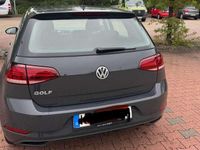 Gebraucht VW Golf VII Join 86 PS (63 kW) 2018 Grau Limousine