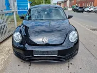 Gebraucht VW Beetle Basis 105 PS (77 kW) 2014 Schwarz Kleinwagen
