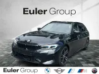 Gebraucht BMW 330 M Sport 286 PS (210 kW) 2023 Saphirschwarz metallic Kombi
