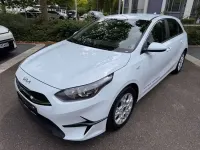 Gebraucht Kia Ceed Vision 101 PS (74 kW) 2024 (wd) casa white s Kleinwagen