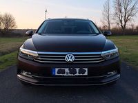 Gebraucht VW Passat Highline 150 PS (110 kW) 2018 Rot Limousine