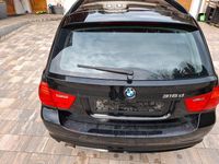 Gebraucht BMW 316 116 PS (85 kW) 2012 Schwarz Kombi