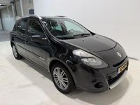 Gebraucht Renault Clio II 75 PS (55 kW) 2011 Schwarz Kombi