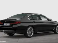 Gebraucht BMW 530 Sport Line 286 PS (210 kW) 2022 Black sapphire Limousine