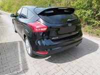 gebraucht Ford Focus 1.5 Titanium